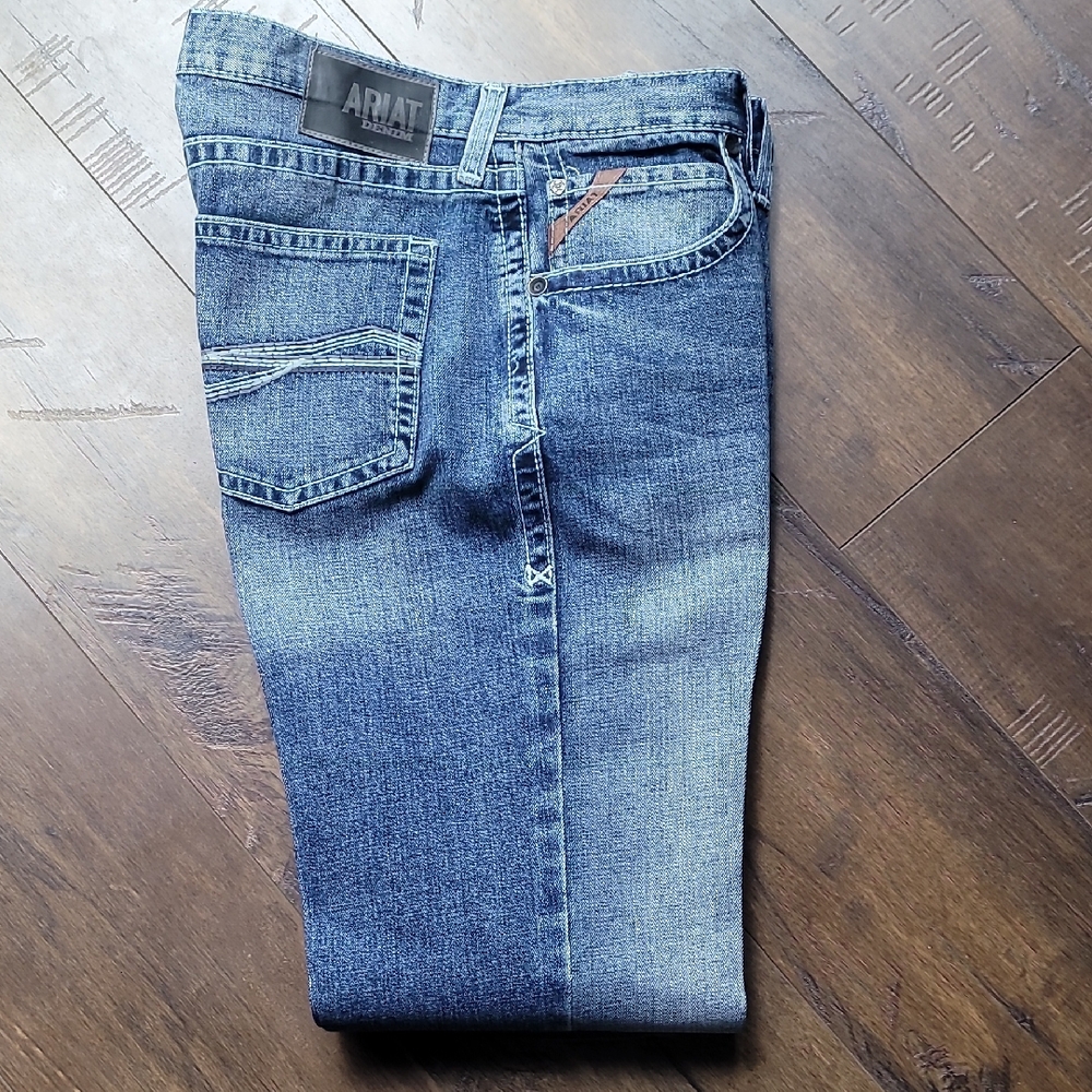Ariat M5 Men's Stright Fit Denim Jeans 32/34